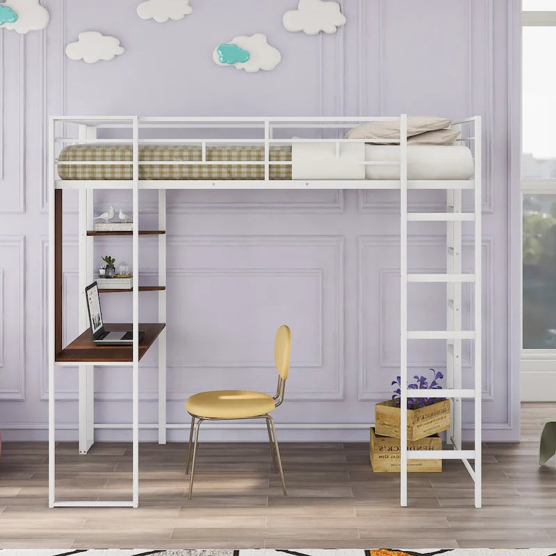 Lit mezzanine simple en métal avec échelle, barrière, étagères et bureau