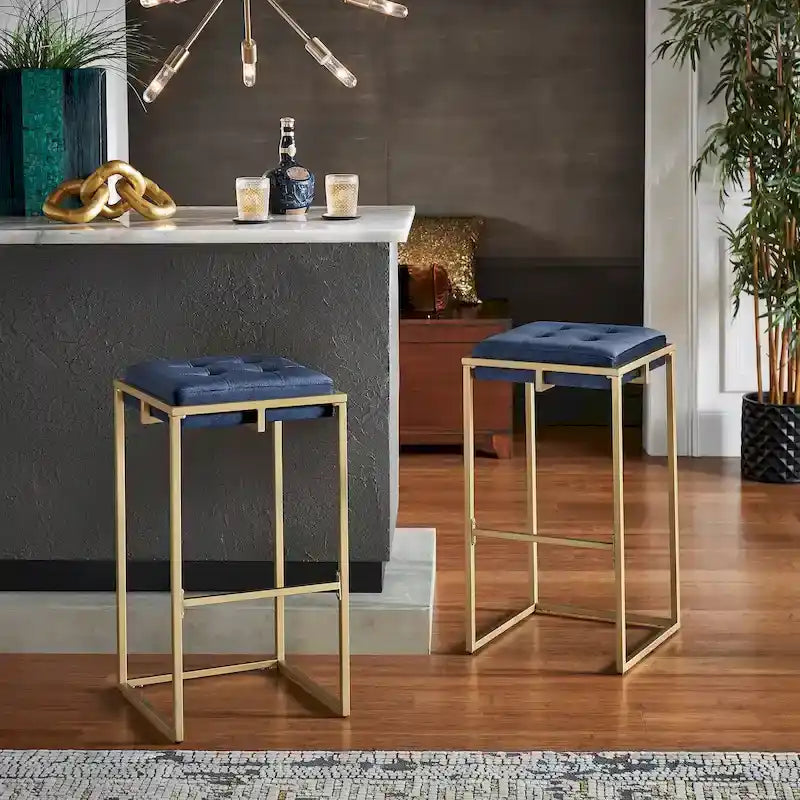 Tabouret de bar en velours doré avec dossier capitonné