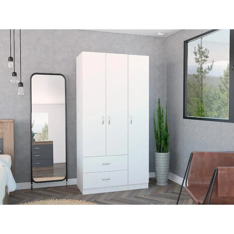 Armoire trois portes avec tiroirs, étagères et penderie