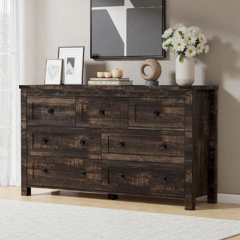 Commode de rangement à sept tiroirs de style campagnard