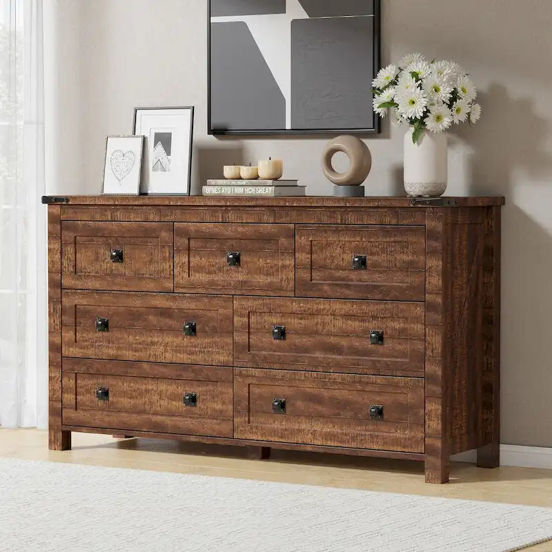 Commode de rangement à sept tiroirs de style campagnard