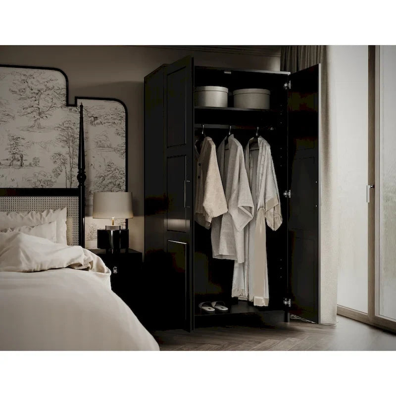 Armoire urbaine à double porte en bois massif, avec portes en bois massif et portes miroir.