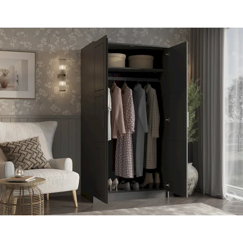 Armoire urbaine à double porte en bois massif, avec portes en bois massif et portes miroir.