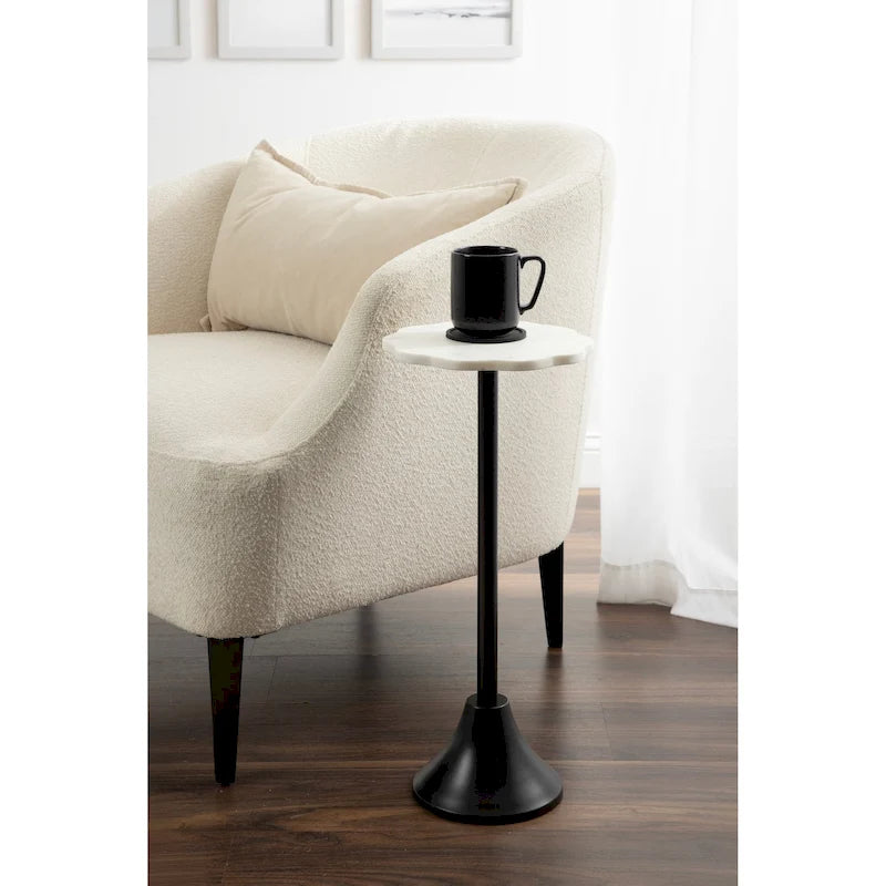Table d'appoint festonnée en marbre et métal